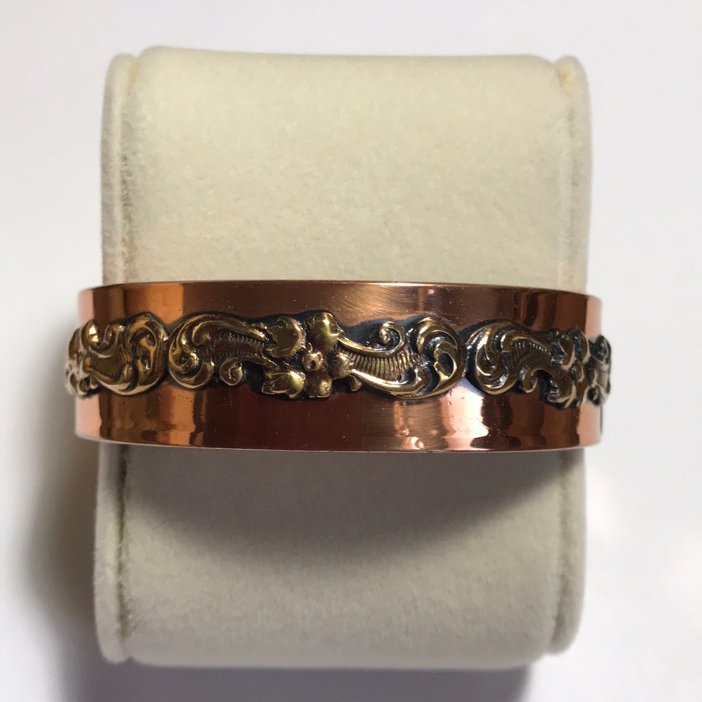 Vintage Copper Hinged Ornate Bangle EUC